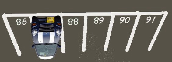 この車の駐車場は何番ですか？